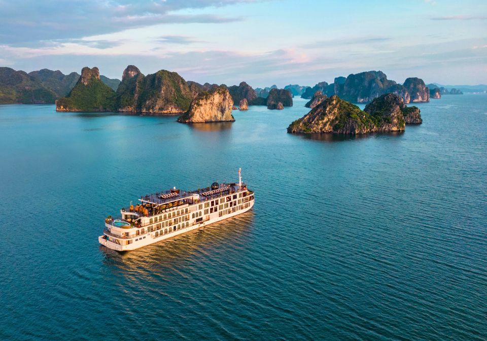 halong bay