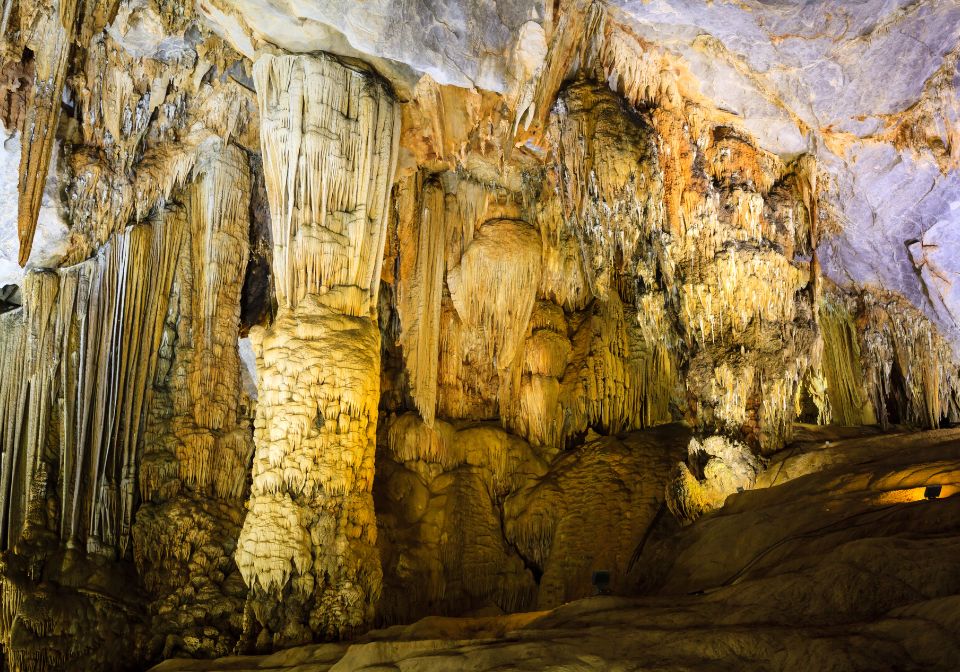 paradise cave at phong-nha