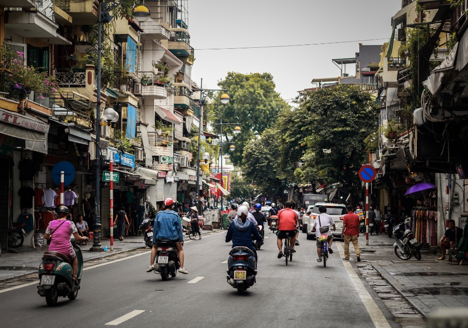 Falling in love with charms of Hanoi