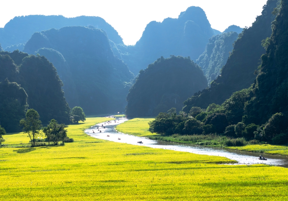 Ninh Binh - Halong on land