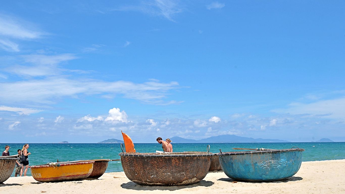 Chill-out at An Bang beach, Hoi An