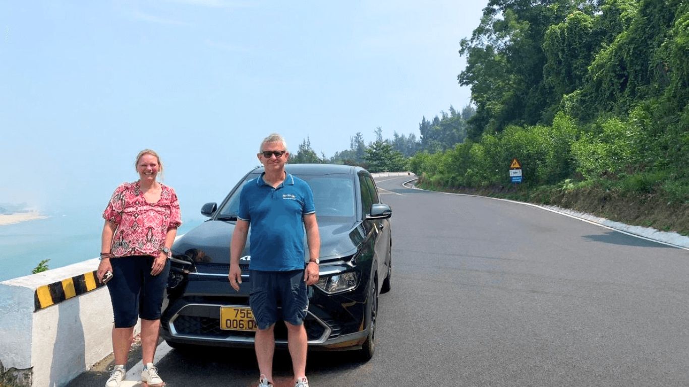 Private car from Hue to Hoi An 