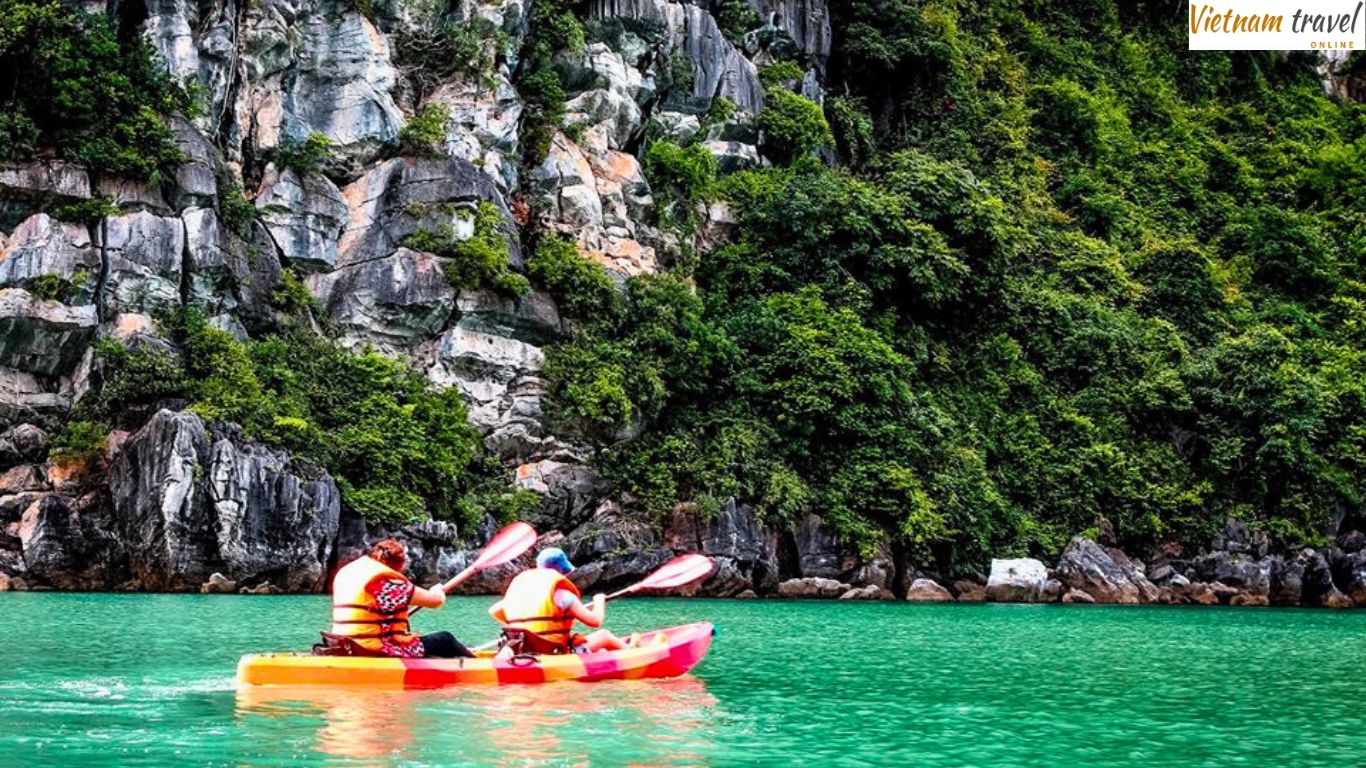 Kayak to discover Dark and Bright Cave