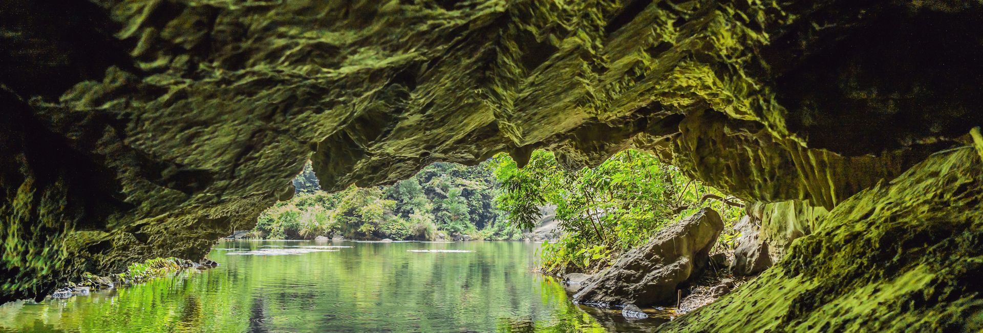 Trang An Boat Ride: Your Guide to a Quiet, Scenic Journey