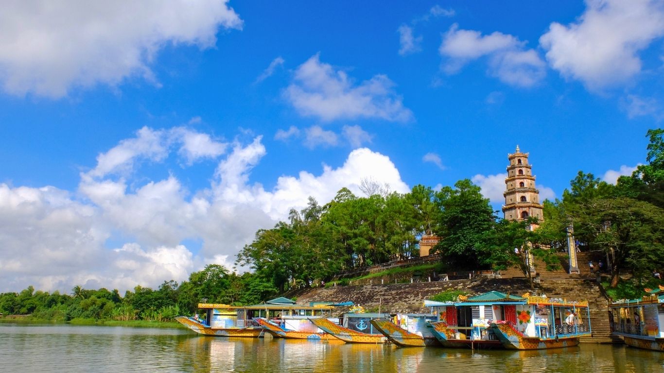 Thien Mu Pagoda boat tour