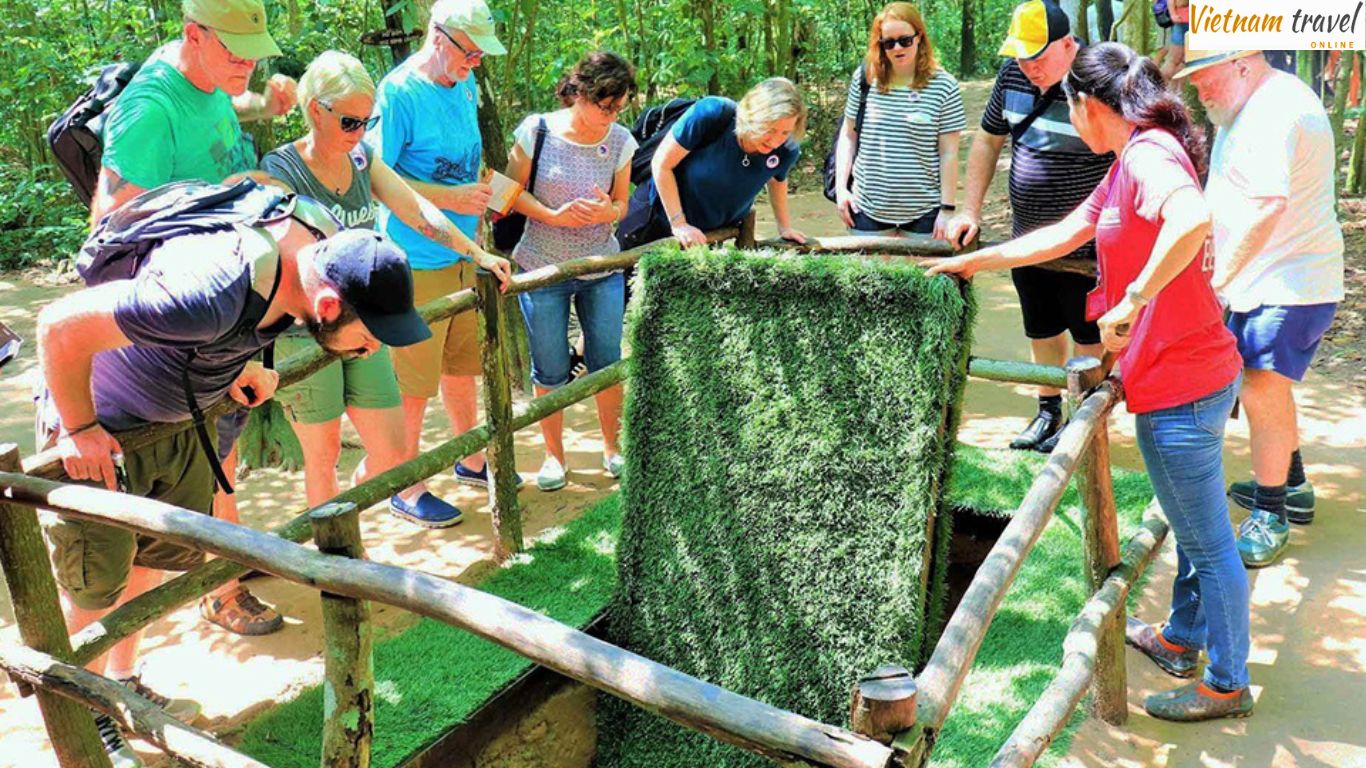 Cu Chi tunnel tour